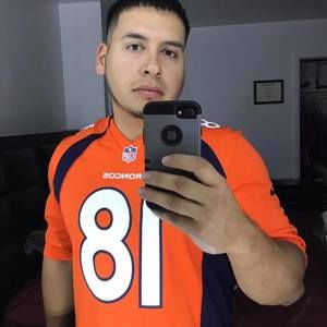 Meet your Posher, Jorge